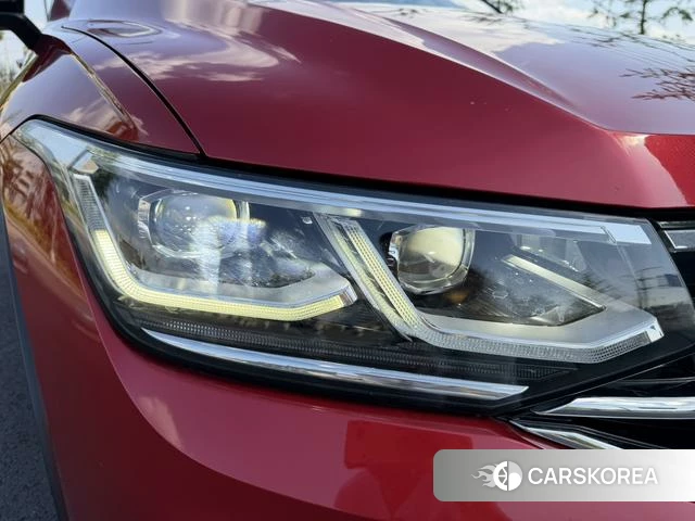 Volkswagen Tiguan X 2022 Красный из Китая, фото 2