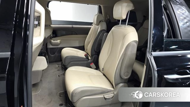 Kia The New Carnival 4th Generation 2025 Черный из Кореи, фото 2
