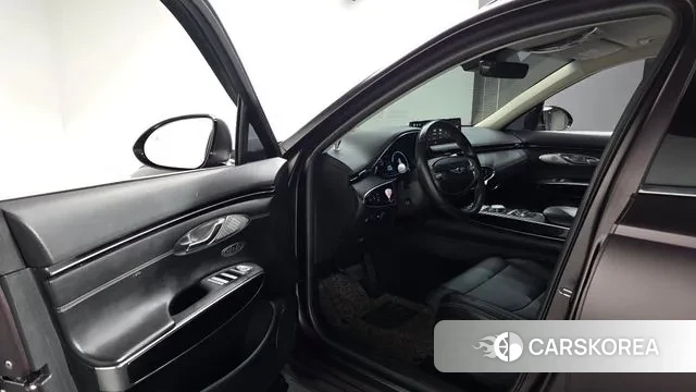 Genesis GV70 2021 Красный из Кореи, фото 2