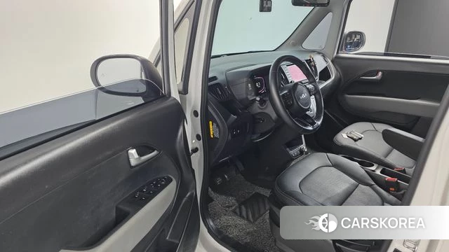 Kia The New Kia Ray 2023 Белый из Кореи, фото 2