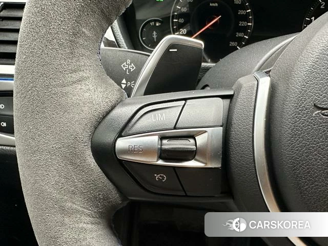 BMW 3 series 2018 Синий из Китая, фото 2