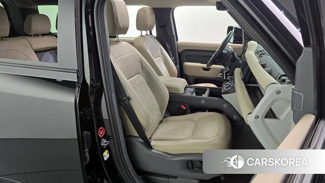 Land Rover Defender (L663) 2021 Черный из Кореи, фото 2