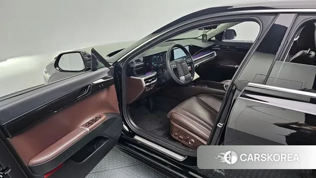 Hyundai Grandeur Hybrid (GN7) 2023 Черный из Кореи, фото 2