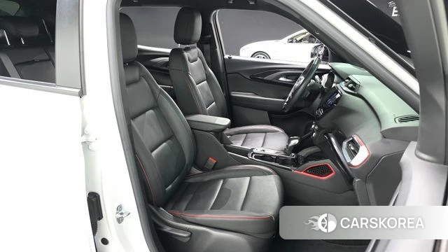 Chevrolet (GM Daewoo) Trailblazer 2023 Белый из Кореи, фото 2