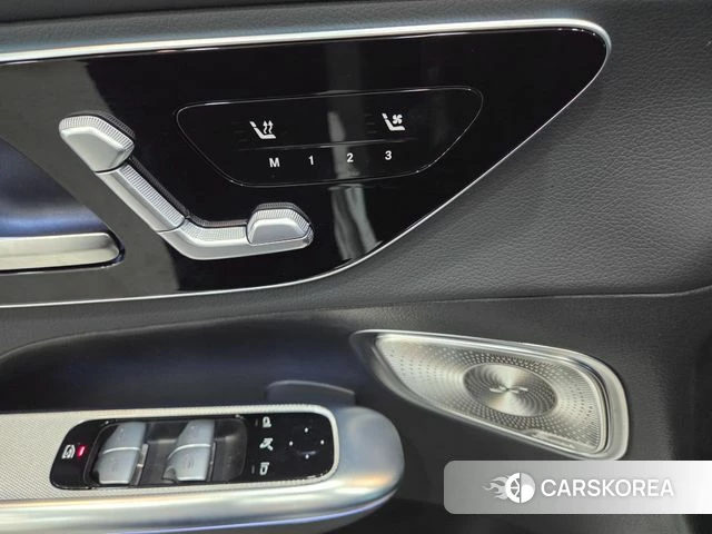 Mercedes-Benz GLC-Class X254 2025 Черный из Кореи, фото 2
