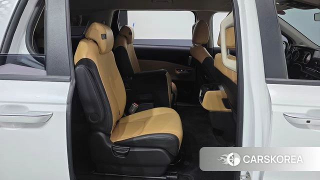 Kia Carnival 4th generation 2022 Белый из Кореи, фото 2