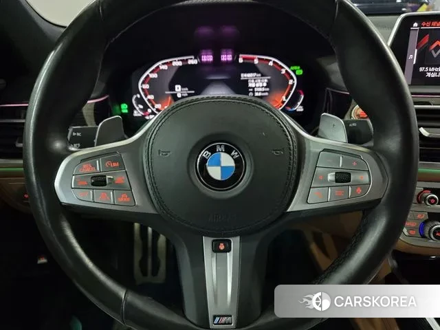 BMW 7 Series (G11) 2020 Черный из Кореи, фото 2