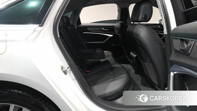 Audi A6 (C8) 2020 Белый из Кореи, фото 2