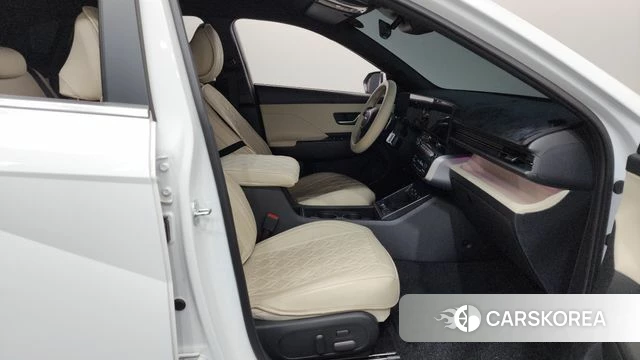 Hyundai Kona (SX2) 2025 Белый из Кореи, фото 2