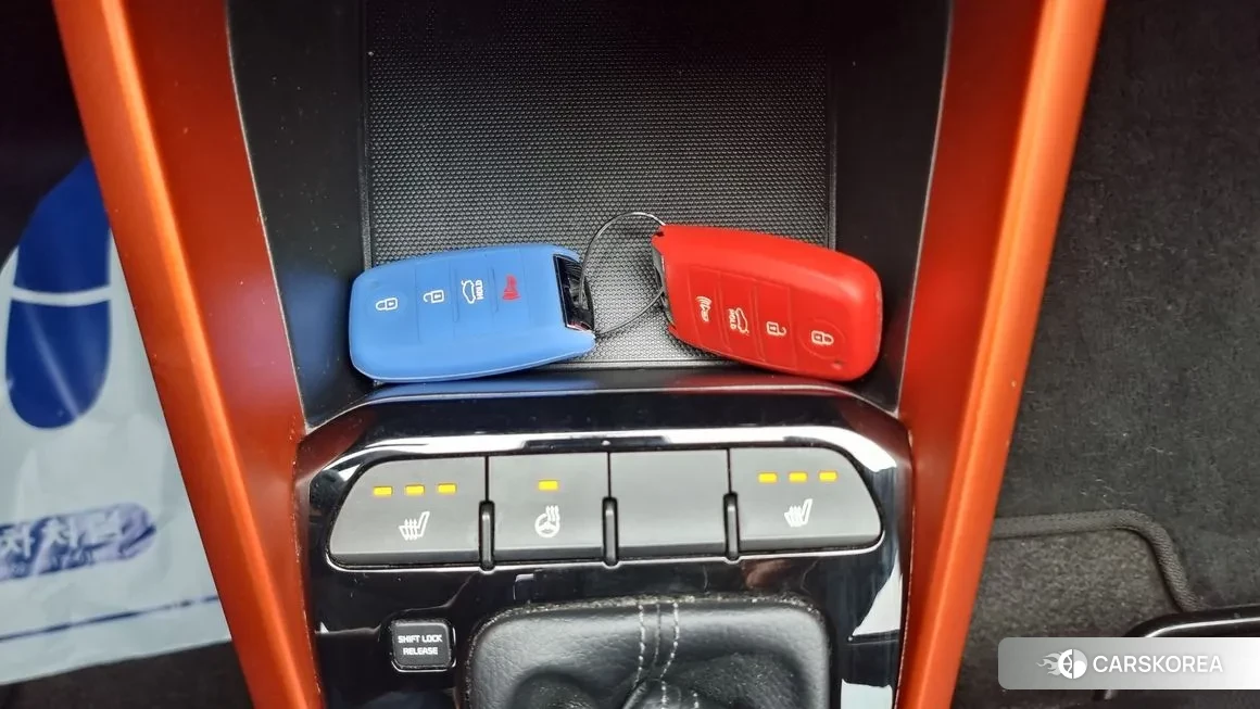 Kia Stonic 2018 Красный из Кореи, фото 2