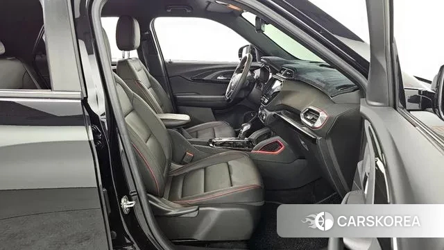 Chevrolet (GM Daewoo) Trailblazer 2022 Черный из Кореи, фото 2