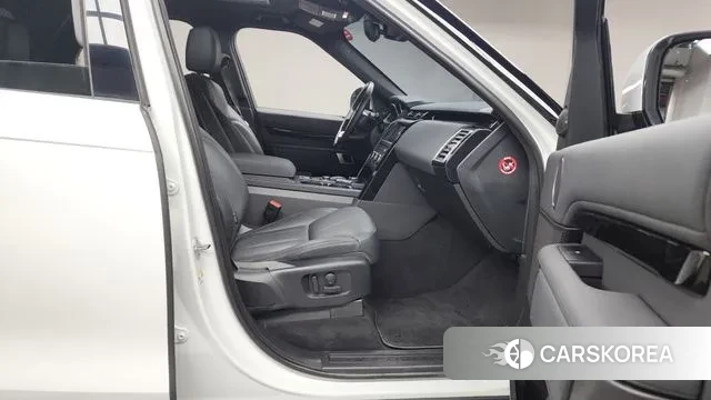 Land Rover Discovery 5 2019 Белый из Кореи, фото 2