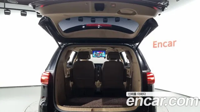 Kia The New Carnival 2018 Черный из Кореи, фото 2