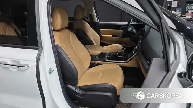 Kia Carnival 4th generation 2022 Белый из Кореи, фото 2