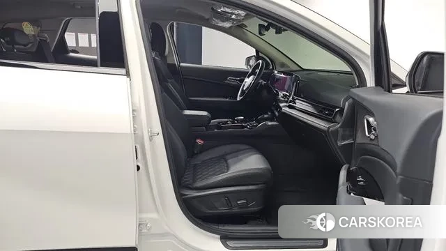 Kia Sportage 5th Generation 2024 Белый из Кореи, фото 2