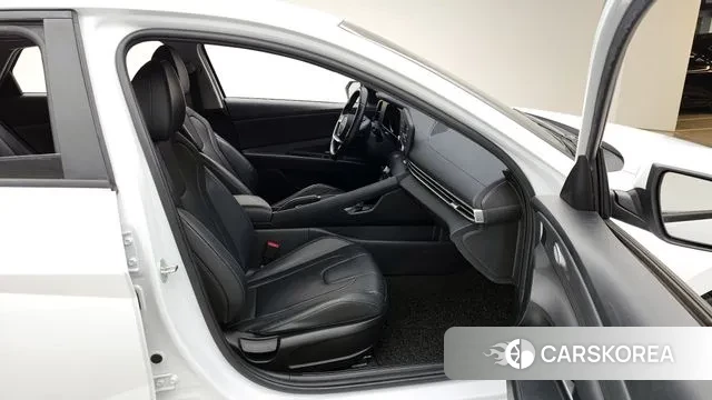 Hyundai Avante (CN7) 2022 Белый из Кореи, фото 2