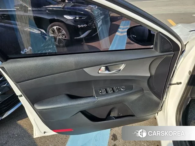 Kia Come New K3 2020 Белый из Кореи, фото 2