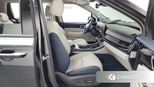 Kia The New Carnival 4th Generation 2024 Серый из Кореи, фото 2