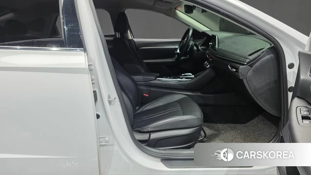 Hyundai Sonata (DN8) 2022 Белый из Кореи, фото 2