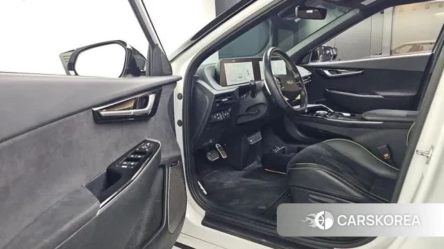 Kia EV6 2023 Белый из Кореи, фото 2