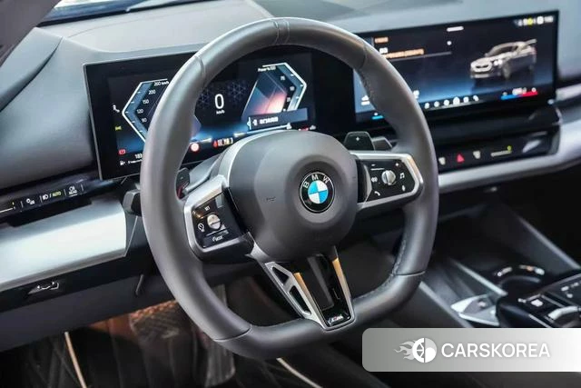 BMW 5 series 2025 Черный из Китая, фото 2