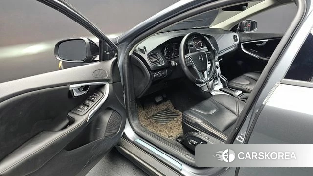 Volvo V40 Cross-Country 2018 Серый из Кореи, фото 2