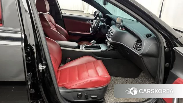 Kia Stinger 2020 Черный из Кореи, фото 2