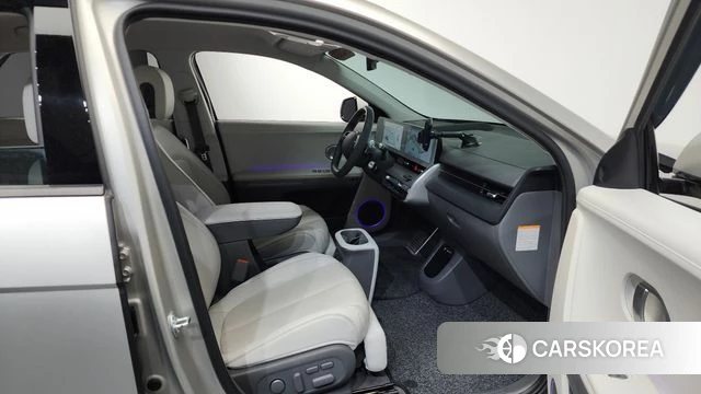 Hyundai Ionic 5 2023 Серебристо-серый из Кореи, фото 2