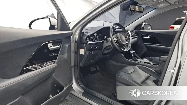 Kia The New Niro 2021 Серебристо-серый из Кореи, фото 2