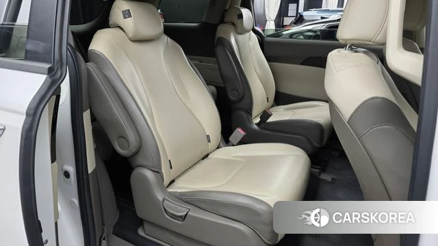 Kia Carnival 4th generation 2021 Белый из Кореи, фото 2