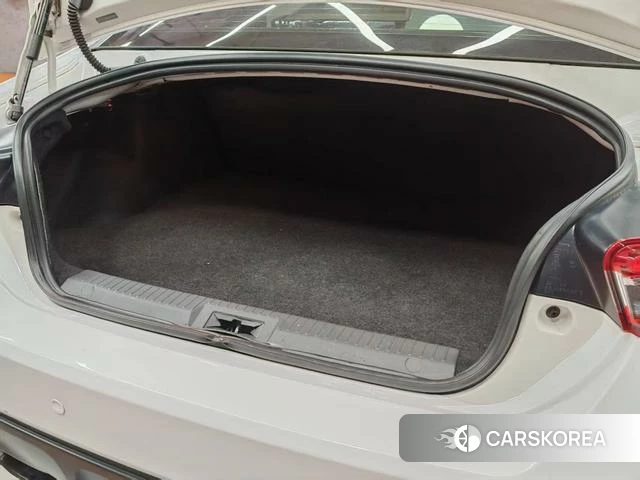 Subaru BRZ 2019 Белый из Китая, фото 2