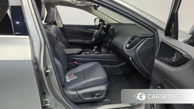 Lexus NX350h Second generation 2023 Серый из Кореи, фото 2