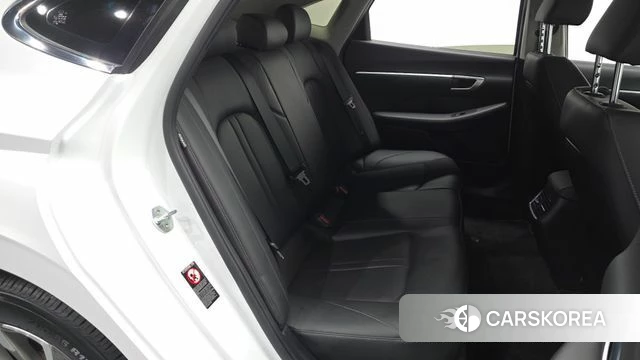 Hyundai Sonata (DN8) 2021 Белый из Кореи, фото 2