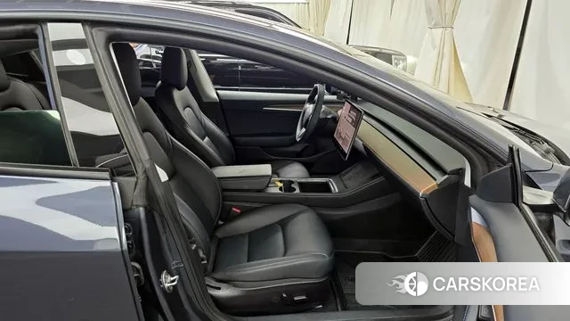 Tesla Model 3 2022 Серый из Кореи, фото 2