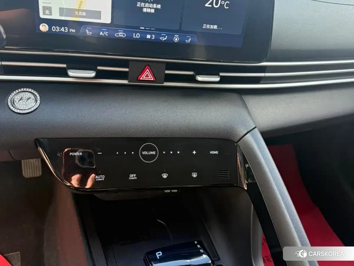 Hyundai Elantra 2023 Белый из Китая, фото 2