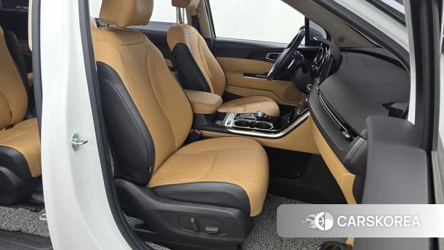 Kia Carnival 4th generation 2022 Белый из Кореи, фото 2