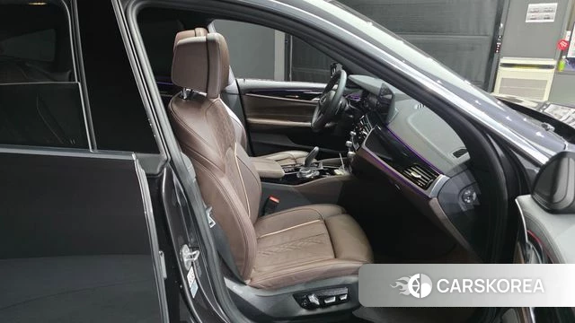 BMW 6 Series GT (G32) 2024 Серый из Кореи, фото 2