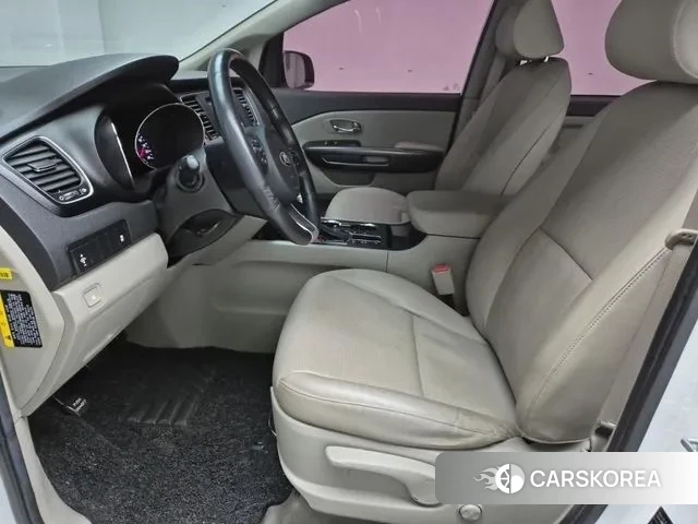 Kia The New Carnival 2018 Белый из Кореи, фото 2