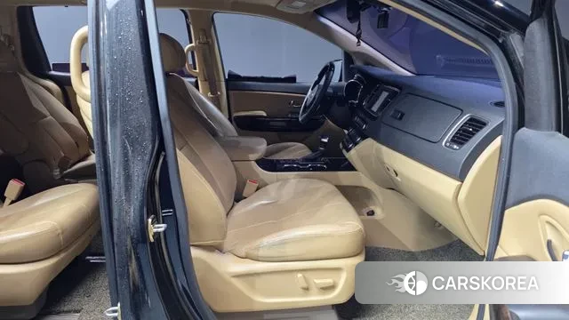 Kia The New Carnival 2018 Черный из Кореи, фото 2