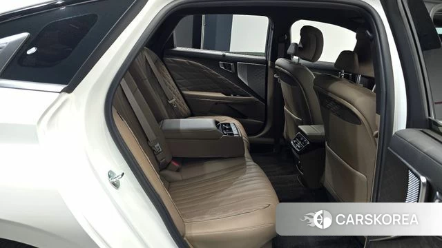 Kia K8 Hybrid 2024 Белый из Кореи, фото 2