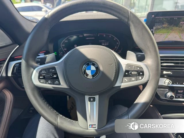 BMW 5 Series (G30) 2022 Черный из Кореи, фото 2