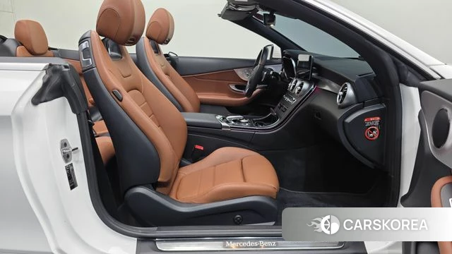 Mercedes-Benz C-Class W205 2021 Белый из Кореи, фото 2