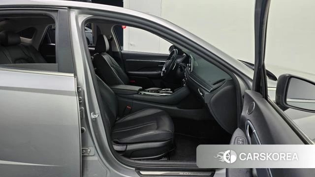 Hyundai Sonata (DN8) 2020 Серебристо-серый из Кореи, фото 2