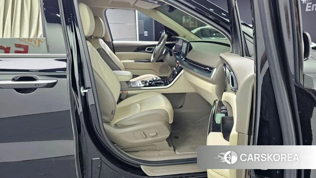Kia Carnival 4th generation 2021 Черный из Кореи, фото 2