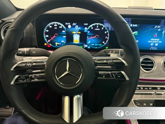 Mercedes-Benz E-Class W213 2022 Серый из Кореи, фото 2