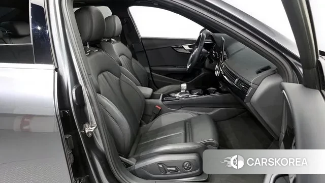 Audi A4 (B9) 2021 Серый из Кореи, фото 2