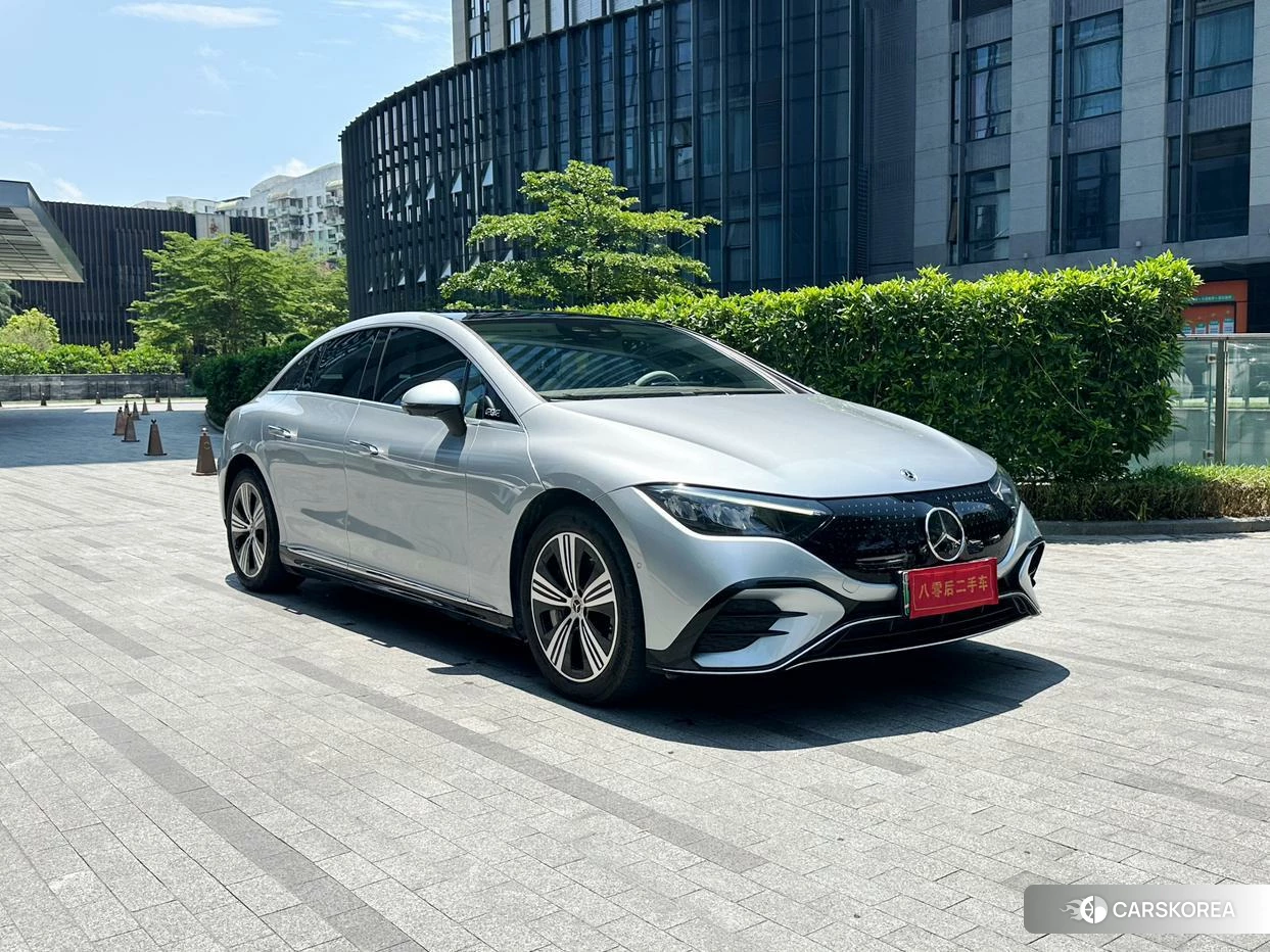 Mercedes-Benz EQE 2022 Серебристо-серый из Китая, фото 2