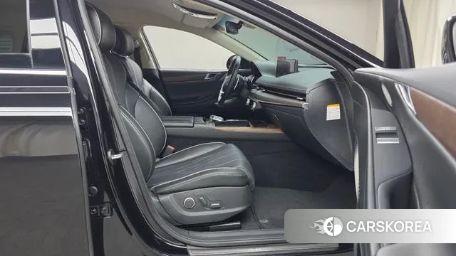 Genesis Electrified G80 (RG3) 2021 Черный из Кореи, фото 2