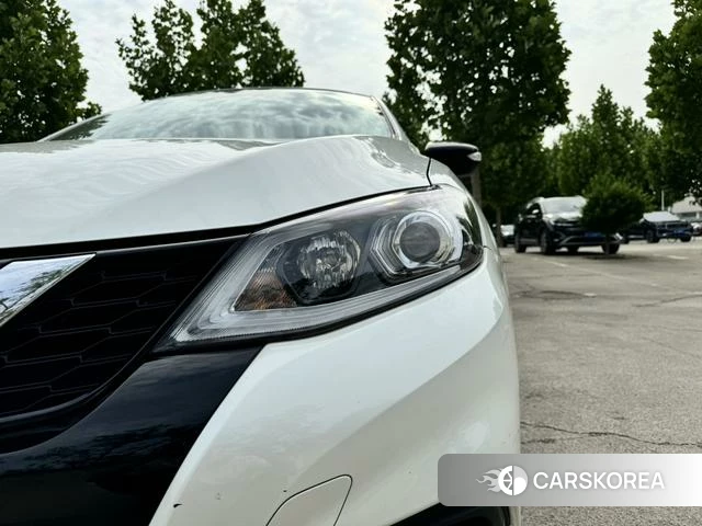 Nissan TIIDA 2022 Белый из Китая, фото 2