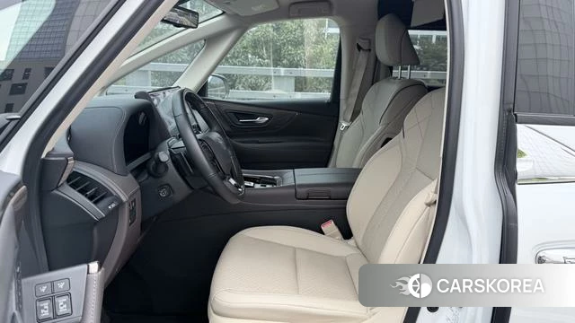 Toyota Elfa 2023 Белый из Китая, фото 2